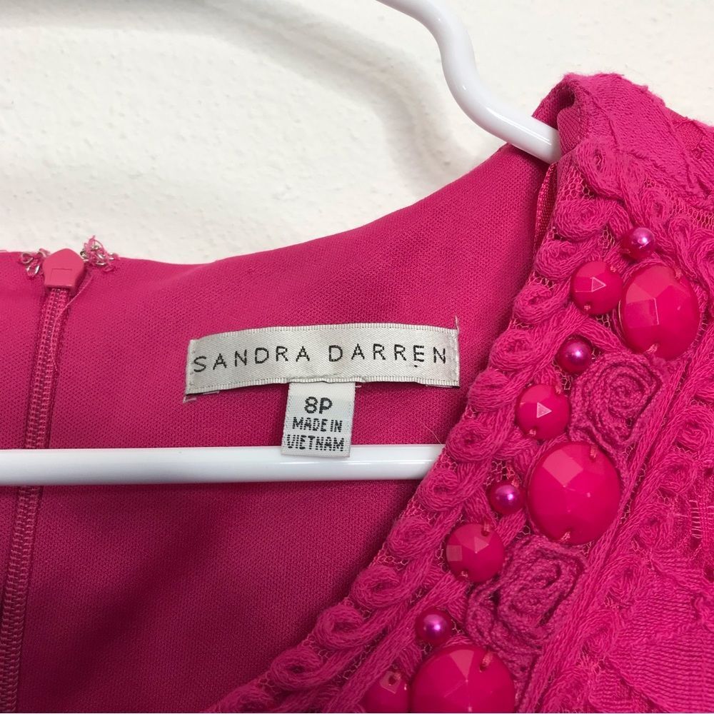 Sandra Darren Fuchsia Pink Lace Embellished Dress Sz 8P - Picture 4 of 11